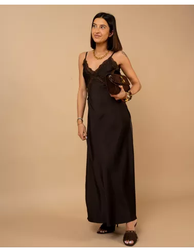 Robe longue effet satin