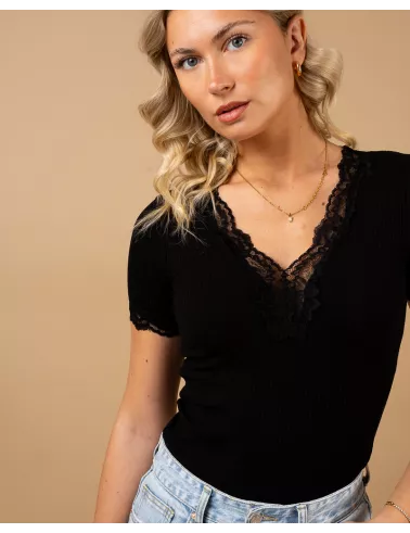 T-shirt dentelle