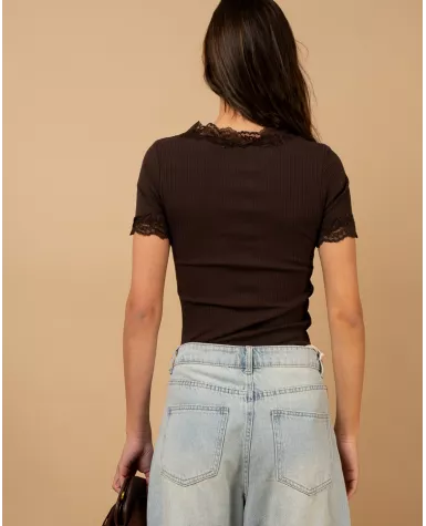 T-shirt dentelle