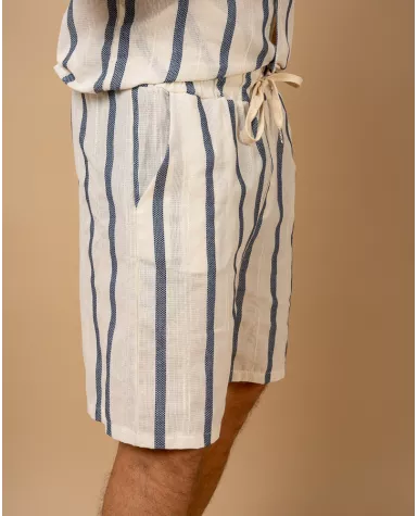 Short rayures bleues