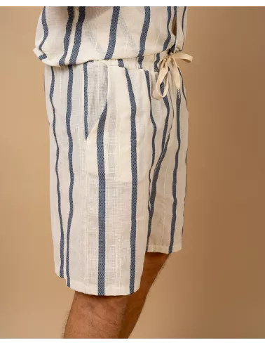 Short rayures bleues