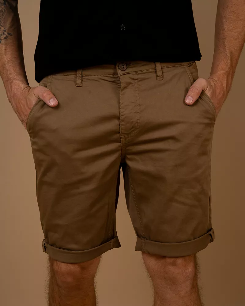 Short Chino