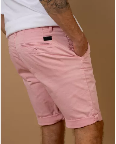 Short Chino