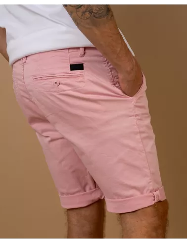 Short Chino