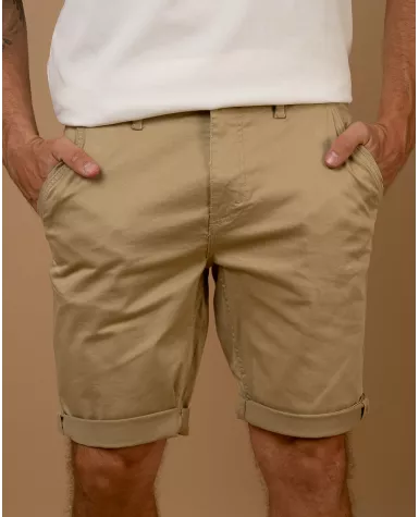 Short Chino