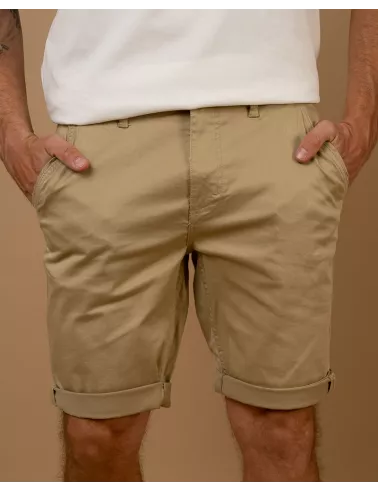 Short Chino