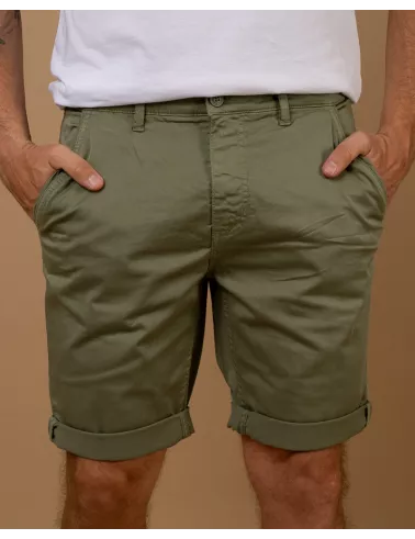 Short Chino