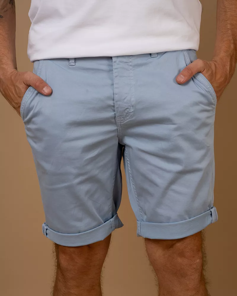 Short Chino