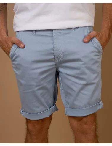 Short Chino