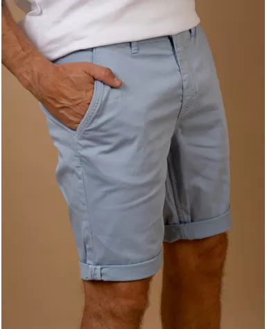 Short Chino