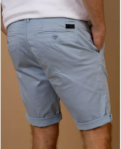 Short Chino