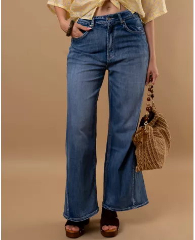 Jean large coutures