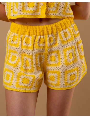 Short macramé