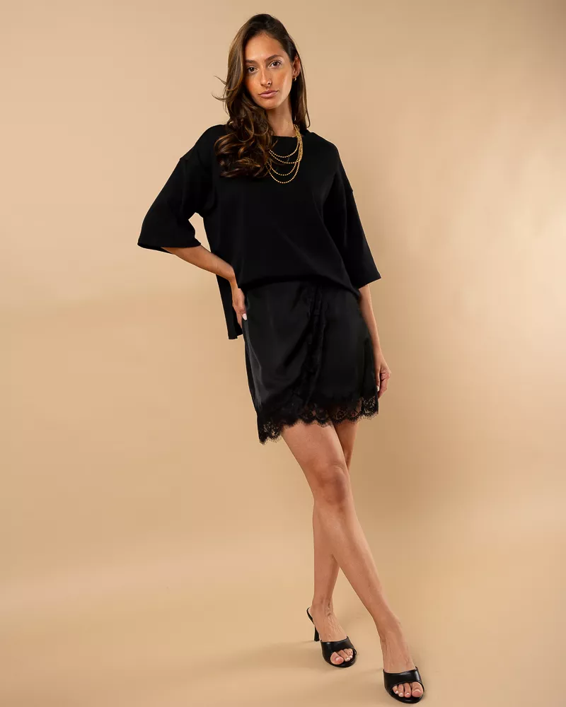 Jupe courte dentelle