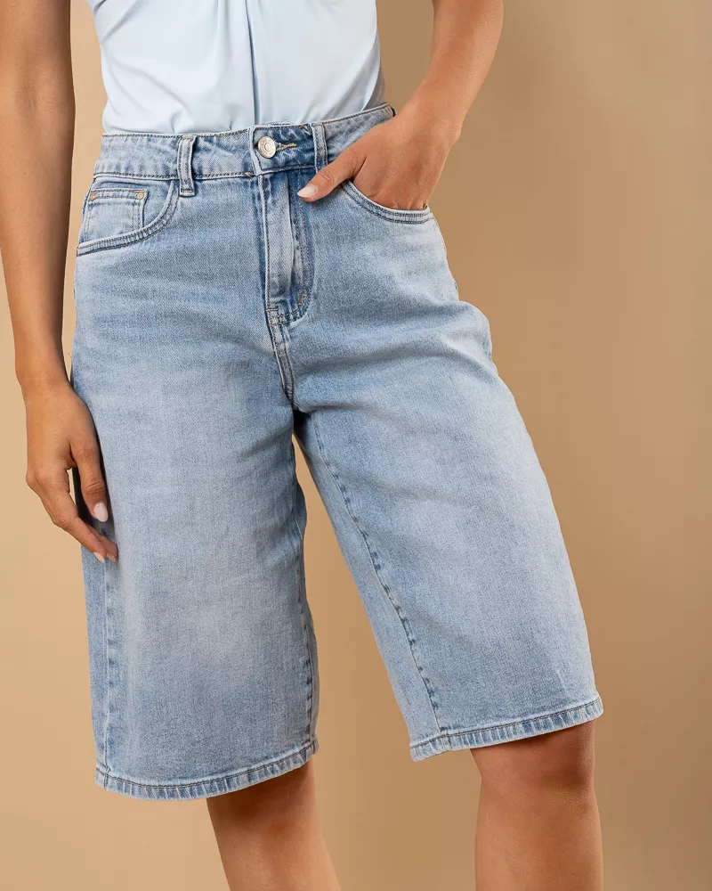 Bermuda jean