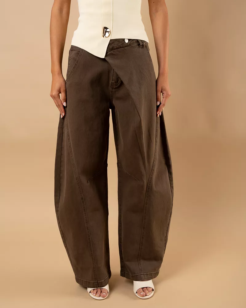 Jean ballon boutons décalés