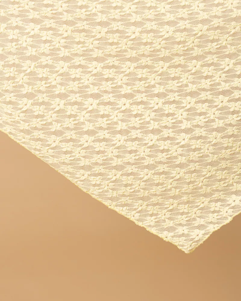 Foulard dentelle fleurs