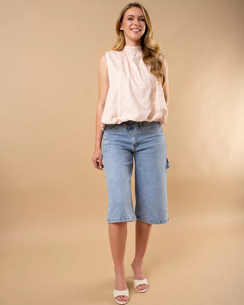 Short boutons décalés