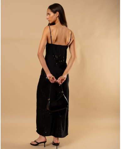 Robe col benitier