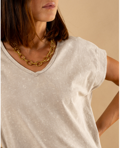 T-shirt col v délavé