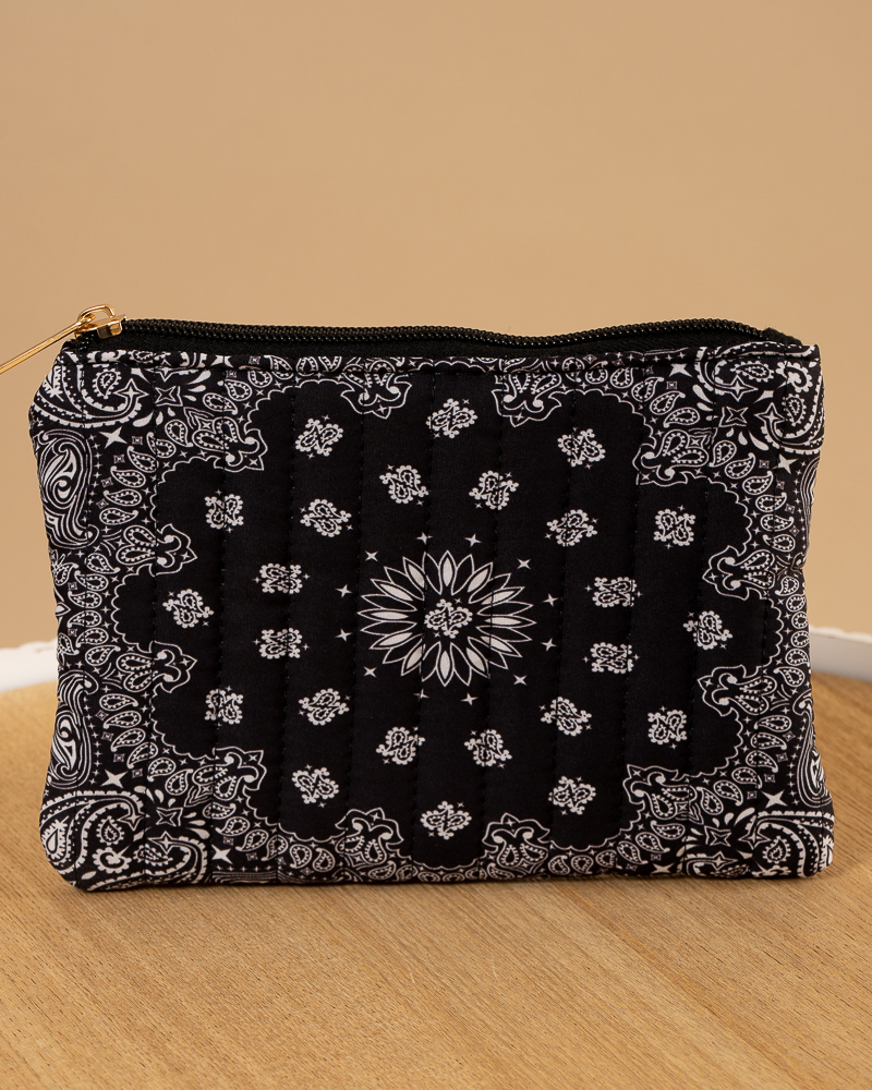 Pochette matelassée bandana