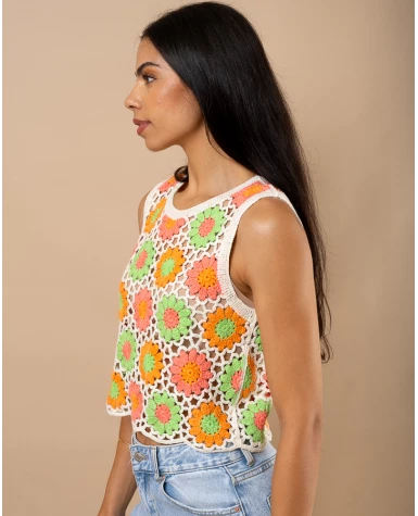 Top crochet fleurs vertes